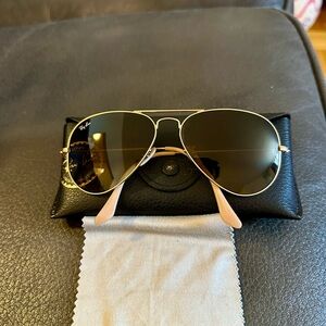 Ray-Ban Aviator Classic RB3025 112/M2 Sunglasses Gold Frame Brown Polarized Lens